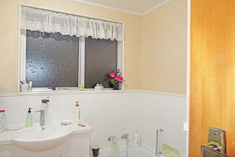 Photo of property in 8b Stuart Street, Holmes Hill, Oamaru, 9401