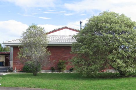 Photo of property in 2/34 Blacklock Avenue, Henderson, Auckland, 0612