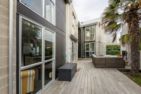 Photo of property in 90 Wiggins Street, Sumner, Christchurch, 8081