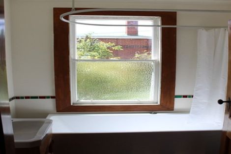 Photo of property in 32 Hereford Street, Kaikorai, Dunedin, 9010