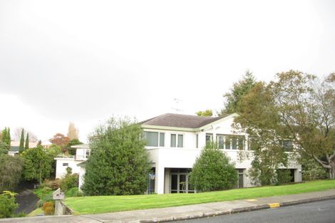 Photo of property in 5a Beach Road, Mellons Bay, Auckland, 2014