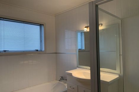 Photo of property in 12 Oreil Avenue, West Harbour, Auckland, 0618