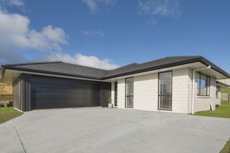 Photo of property in 101 Condor Drive, Pyes Pa, Tauranga, 3112