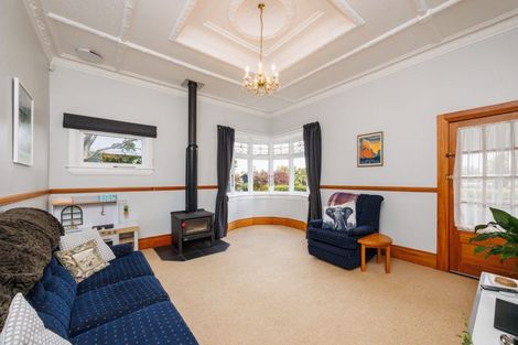 Photo of property in 6 Rosalie Terrace, Kelvin Grove, Palmerston North, 4414