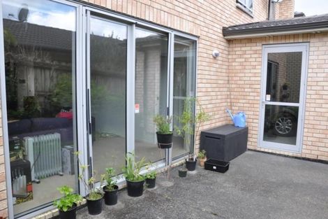 Photo of property in 75c Fields Parade, Oteha, Auckland, 0632