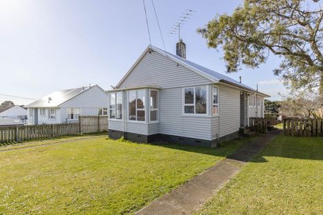 Photo of property in 56 Cook Street, Marfell, New Plymouth, 4310