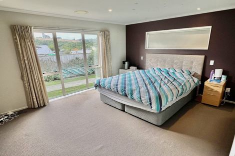 Photo of property in 79 Te Puia Drive, Aotea, Porirua, 5024