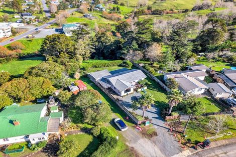 Photo of property in 8 Doctors Hill Road, Maungaturoto, 0520