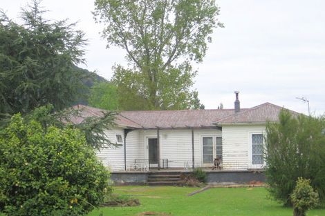 Photo of property in 16 Stirling Street, Te Aroha, 3320