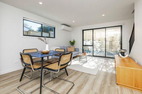 Photo of property in 1/63 Hillcrest Avenue, Hillcrest, Auckland, 0627