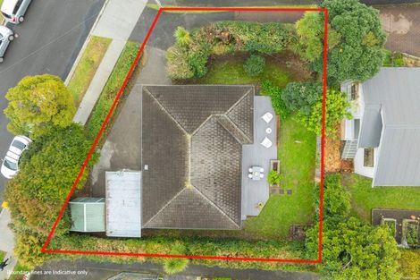 Photo of property in 1/12 Craigbank Avenue, New Lynn, Auckland, 0600