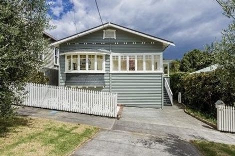 Photo of property in 41 Kiwi Road, Point Chevalier, Auckland, 1022