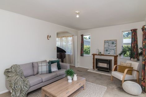 Photo of property in 246 Te Moana Road, Waikanae, 5036