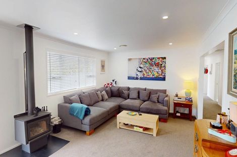 Photo of property in 135 Rua Avenue, Waitarere Beach, Levin, 5510