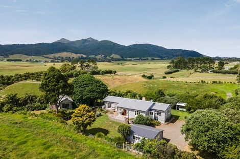 Photo of property in 210 Ahu Ahu Road, Kaitake, New Plymouth, 4374