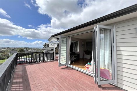 Photo of property in 27 Mantra Road, Massey, Auckland, 0614