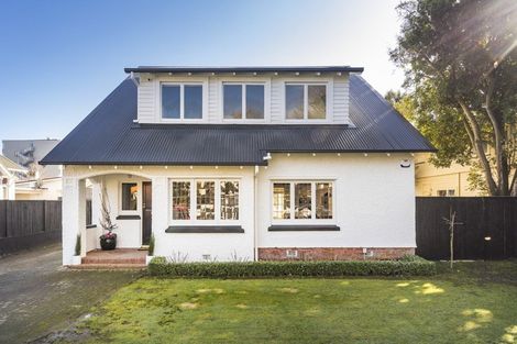 Photo of property in 15 Chaytor Street, West End, Palmerston North, 4410