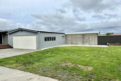 Photo of property in 30 Anakiwa Street, Kelvin Grove, Palmerston North, 4414