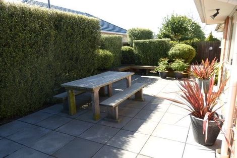 Photo of property in 2/345 Greers Road, Bishopdale, Christchurch, 8053