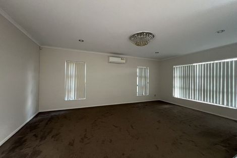 Photo of property in 99 Flat Bush School Road, Flat Bush, Auckland, 2019