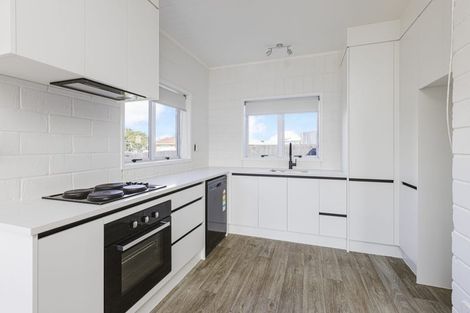 Photo of property in 26 Oratu Place, Manurewa, Auckland, 2102