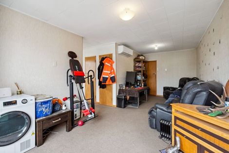 Photo of property in 4 Elwyn Crescent, Green Island, Dunedin, 9018