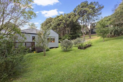 Photo of property in 10 Bendalls Lane, Oratia, Auckland, 0604