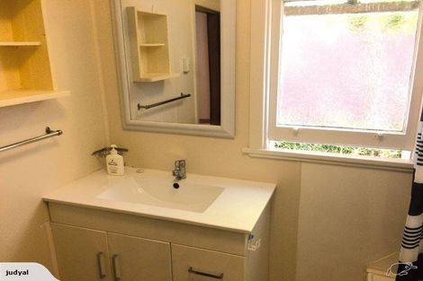 Photo of property in 105 Hamilton Road, Hataitai, Wellington, 6021