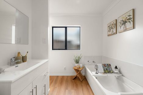 Photo of property in 3b Lloyd Drive, Nawton, Hamilton, 3200