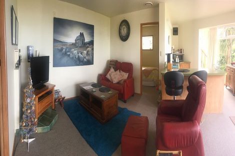 Photo of property in 17 Harbour View Road, Onerahi, Whangarei, 0110