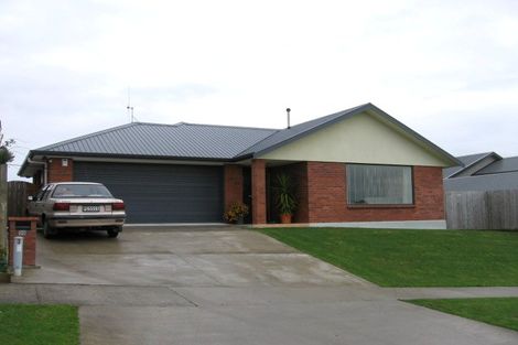 Photo of property in 30 Logan Way, Kelvin Grove, Palmerston North, 4414