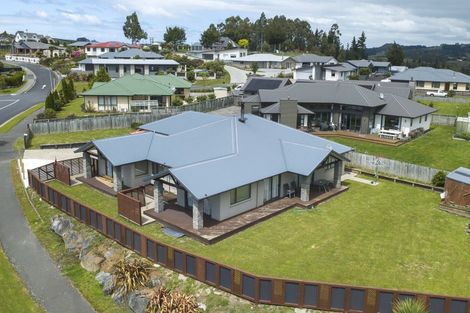 Photo of property in 6 Grandvista Drive, Green Island, Dunedin, 9018