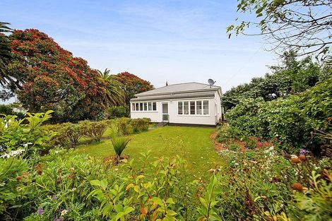 Photo of property in 72 King Street, Opunake, 4616