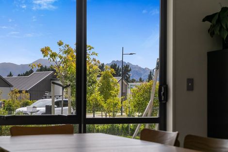 Photo of property in 8 Mount Burke Street, Wanaka, 9305