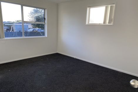 Photo of property in 18 Orly Avenue, Mangere, Auckland, 2022