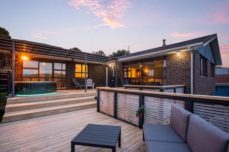 Photo of property in 9 Langwell Place, Papakowhai, Porirua, 5024