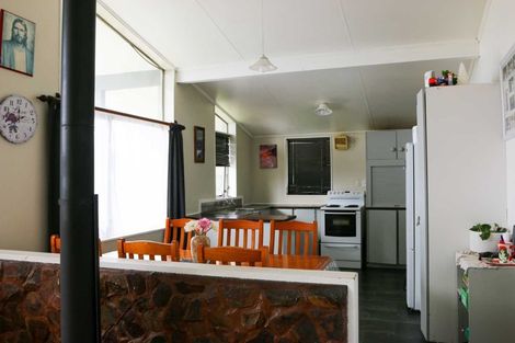 Photo of property in 6 Weddell Place, Flaxmere, Hastings, 4120