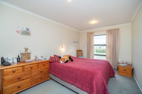 Photo of property in 17 Raukawa Road, Ashhurst, Palmerston North, 4470