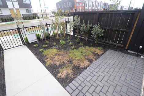 Photo of property in 20 Wai Place, Westgate, Auckland, 0614