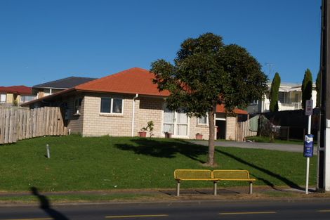 Photo of property in 602a Massey Road, Mangere, Auckland, 2022