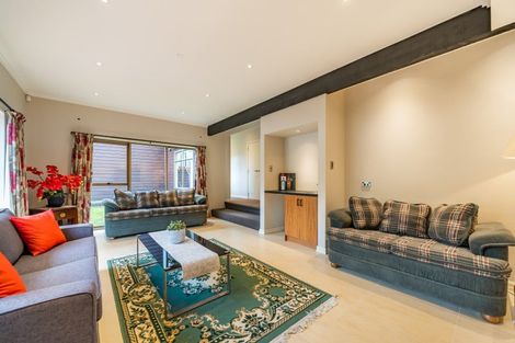 Photo of property in 458 Stokes Valley Road, Stokes Valley, Lower Hutt, 5019