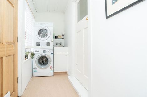 Photo of property in 39 Abbotsford Street, Whitiora, Hamilton, 3200