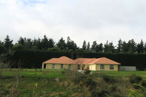 Photo of property in 50 Waicola Drive, Fitzherbert, Palmerston North, 4471