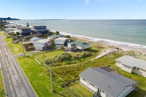 Photo of property in 425 Pukehina Parade, Pukehina, Te Puke, 3189