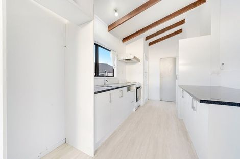 Photo of property in 261 Mahia Road, Weymouth, Auckland, 2103