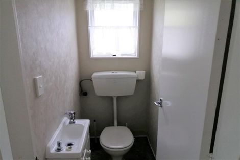 Photo of property in 111 Norana Road, Timberlea, Upper Hutt, 5018