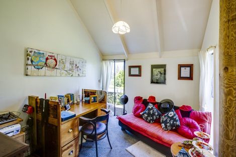 Photo of property in 37 Abbotsford Road, Waipawa, 4210