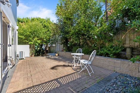 Photo of property in 10/57 Gladstone Road, Northcote, Auckland, 0627