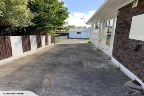 Photo of property in 94 Te Atatu Road, Te Atatu South, Auckland, 0610