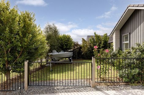 Photo of property in 6 Lakeside Terrace, Omokoroa, 3114